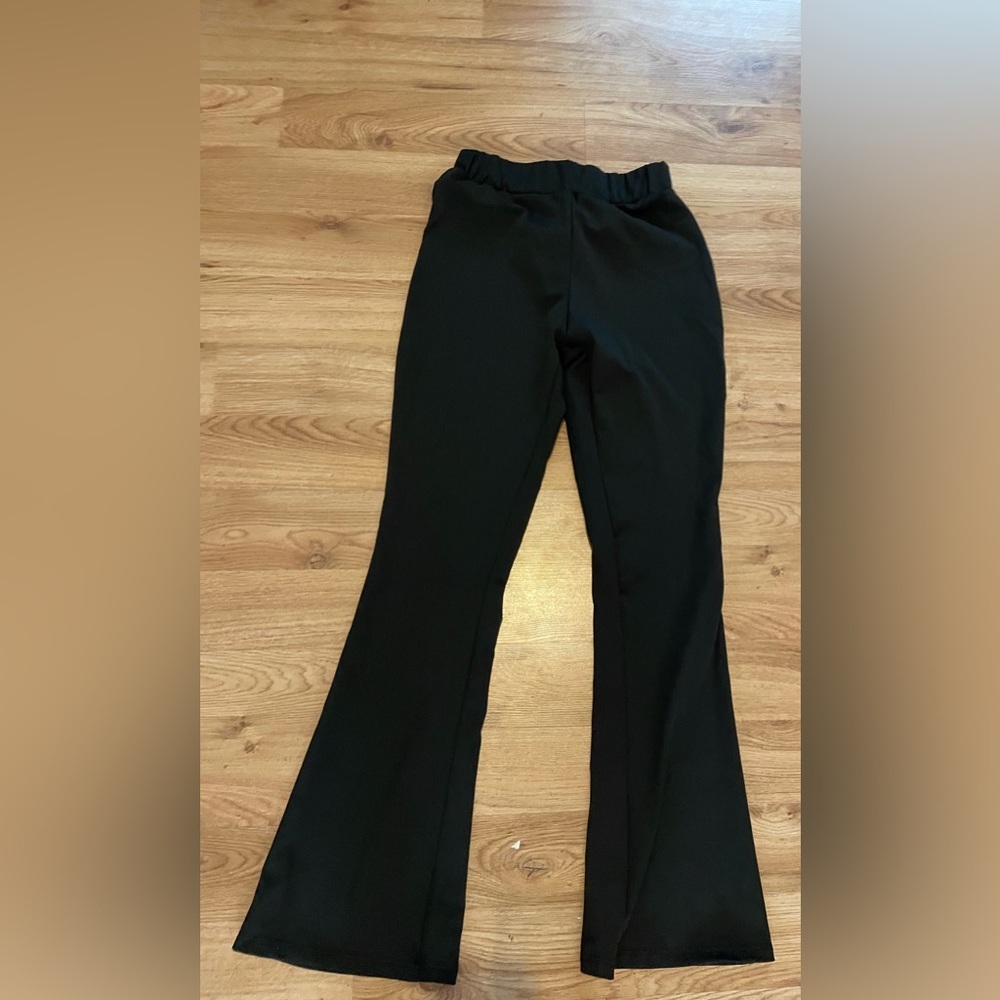 Elegant Black Women's Pants - Picture 2 of 3
